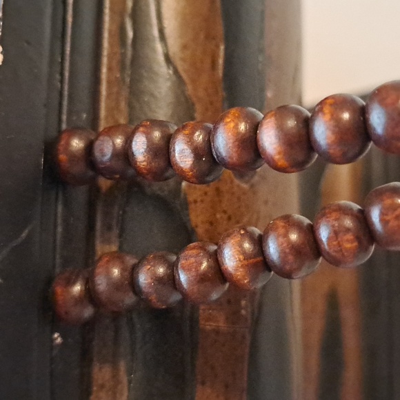 Giraffe Bead Necklace - Picture 3 of 8